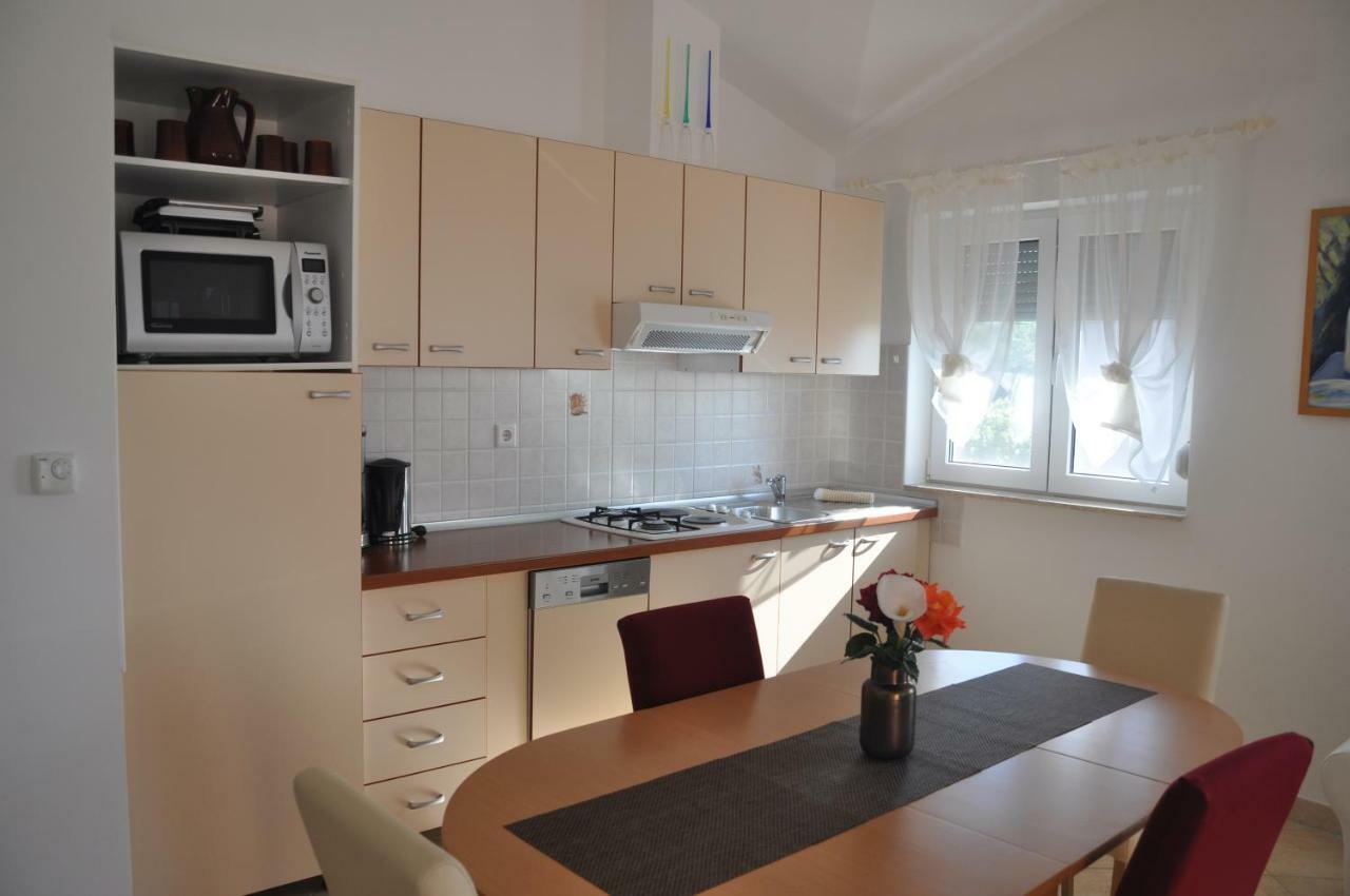 Apartments Rosa ウマグ エクステリア 写真